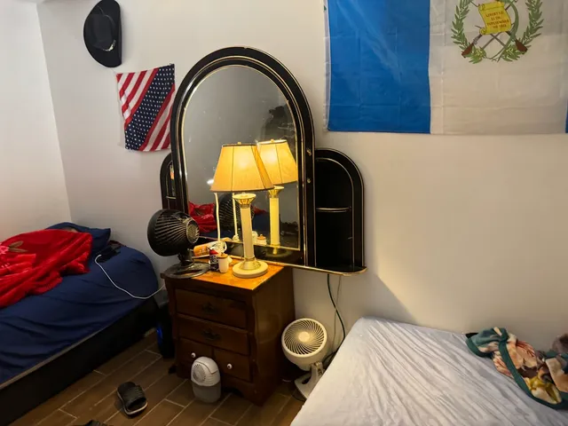 $189,900 | 504 5th Avenue, Aurora, IL 60505