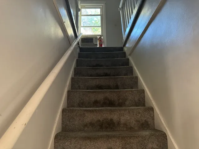 $189,900 | 504 5th Avenue, Aurora, IL 60505