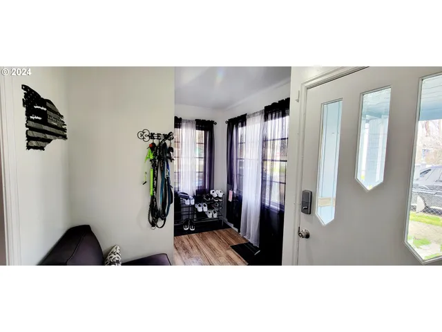 a view of a living room