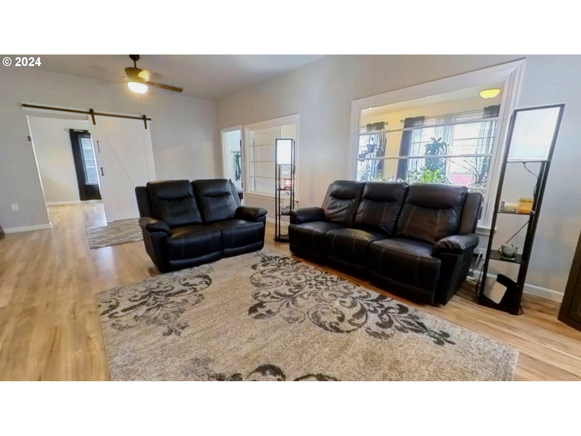 523 Southeast Rice Avenue Roseburg, OR 97470 - Photo 9 of 47