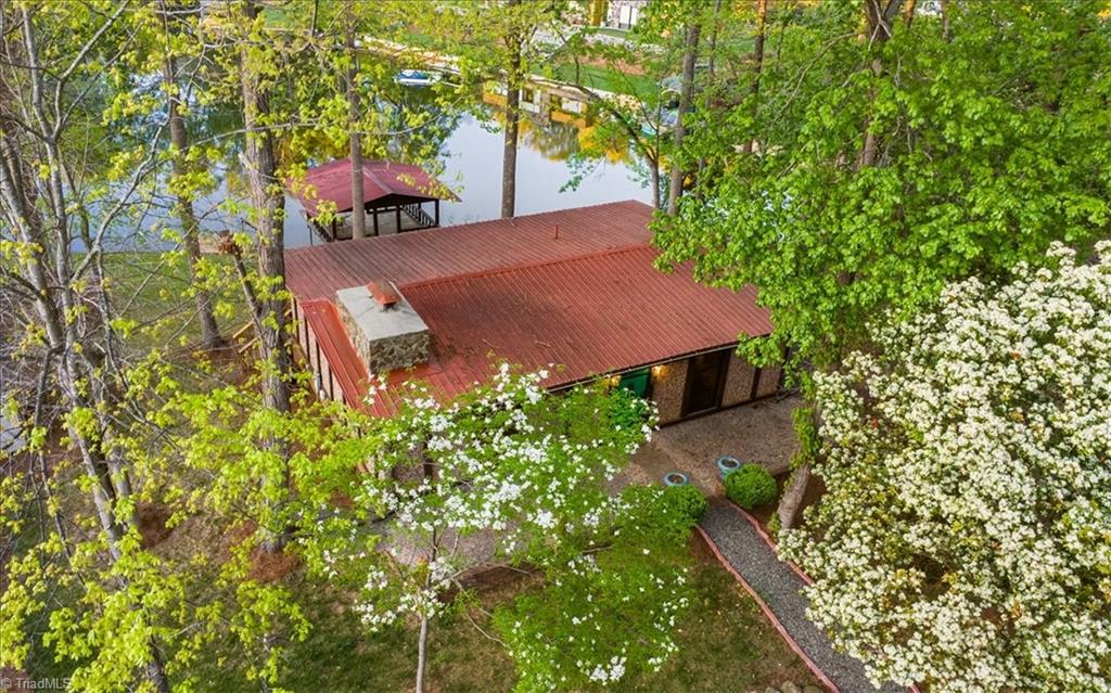 3908 Waterton Road Summerfield, NC 27358 - Photo 11 of 50