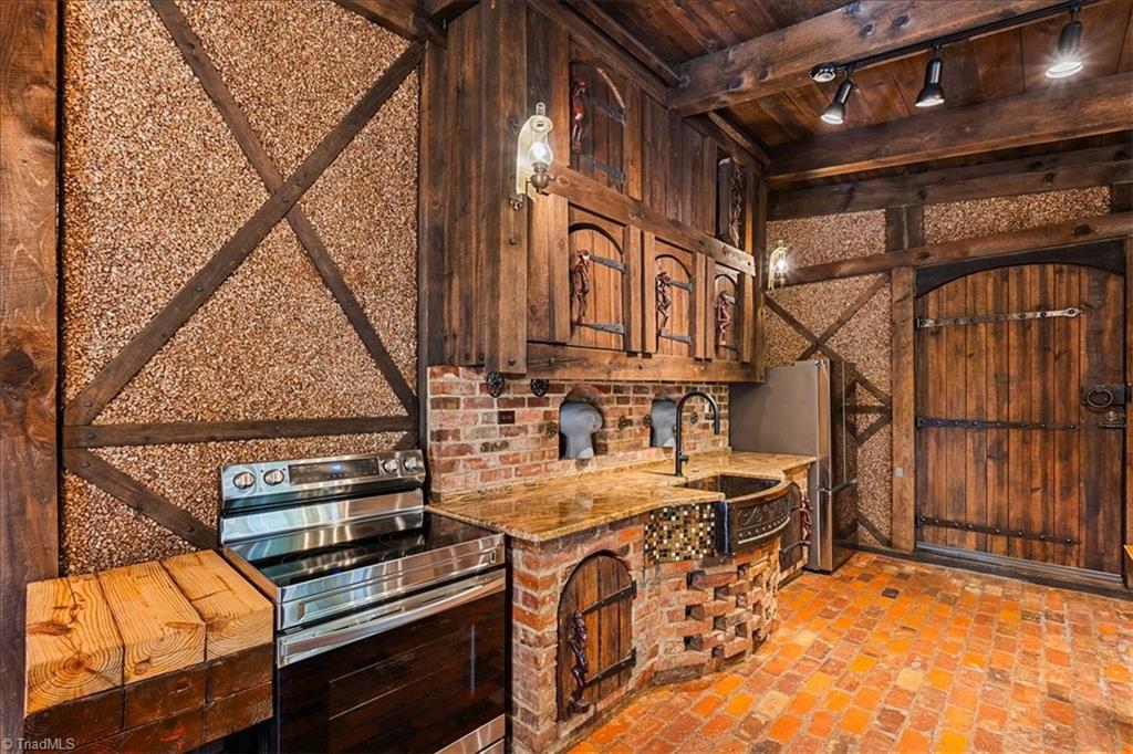 3908 Waterton Road Summerfield, NC 27358 - Photo 23 of 50