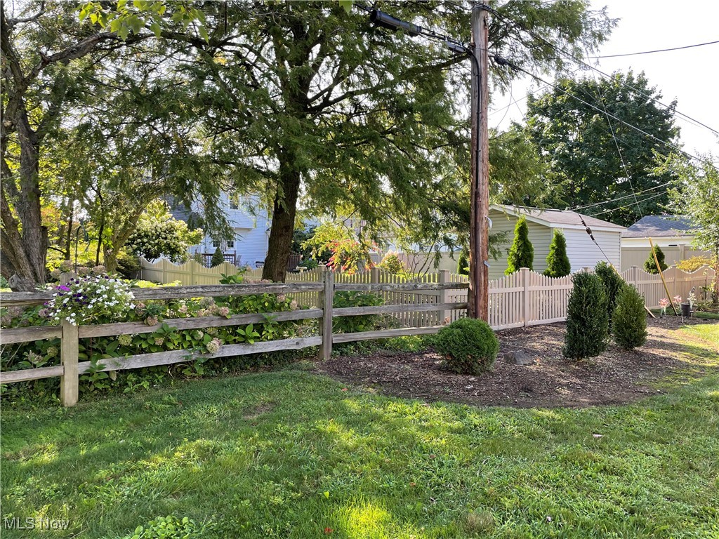 730 Phillips Road Northeast Massillon, OH 44646 - Photo 3 of 27 View of backyard