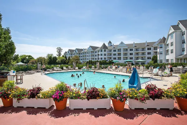 $325,000 | 101 Osthoff Avenue, Unit 387, Elkhart Lake, WI 53020