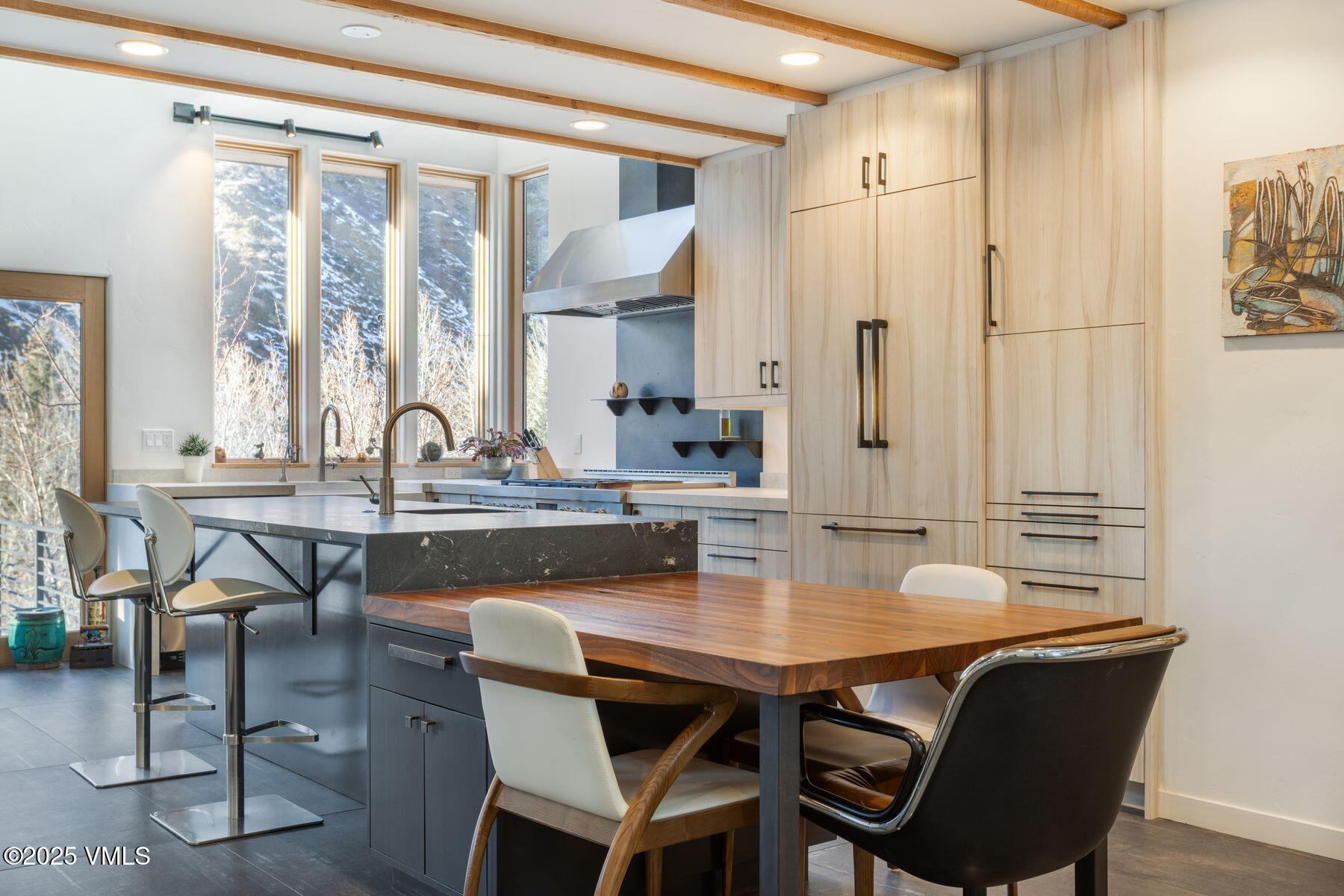 960 June Creek Road Edwards, CO 81632 - Photo 8 of 47 Kitchen