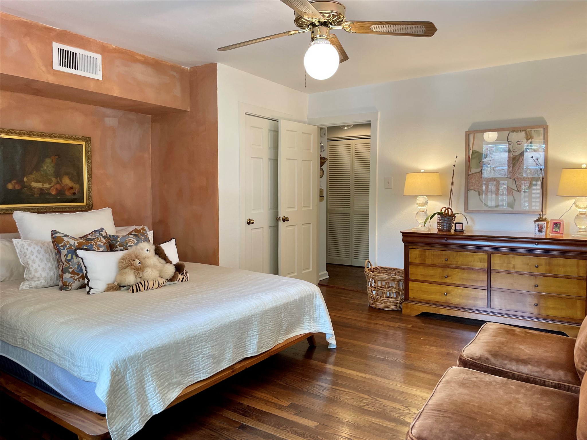 429 Hawthorne Street, Unit 2 Houston, TX 77006 - Photo 18 of 35