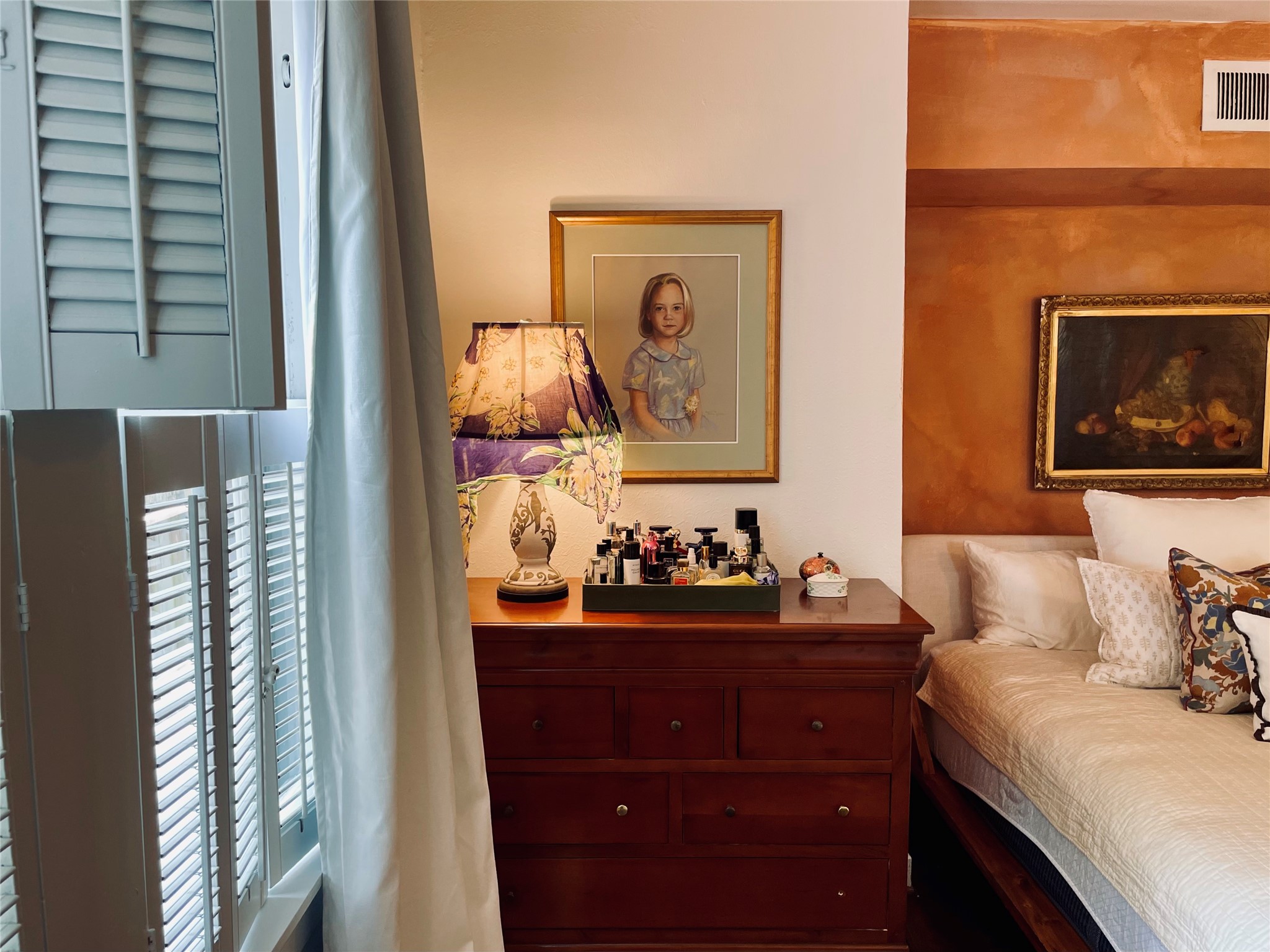 429 Hawthorne Street, Unit 2 Houston, TX 77006 - Photo 23 of 35