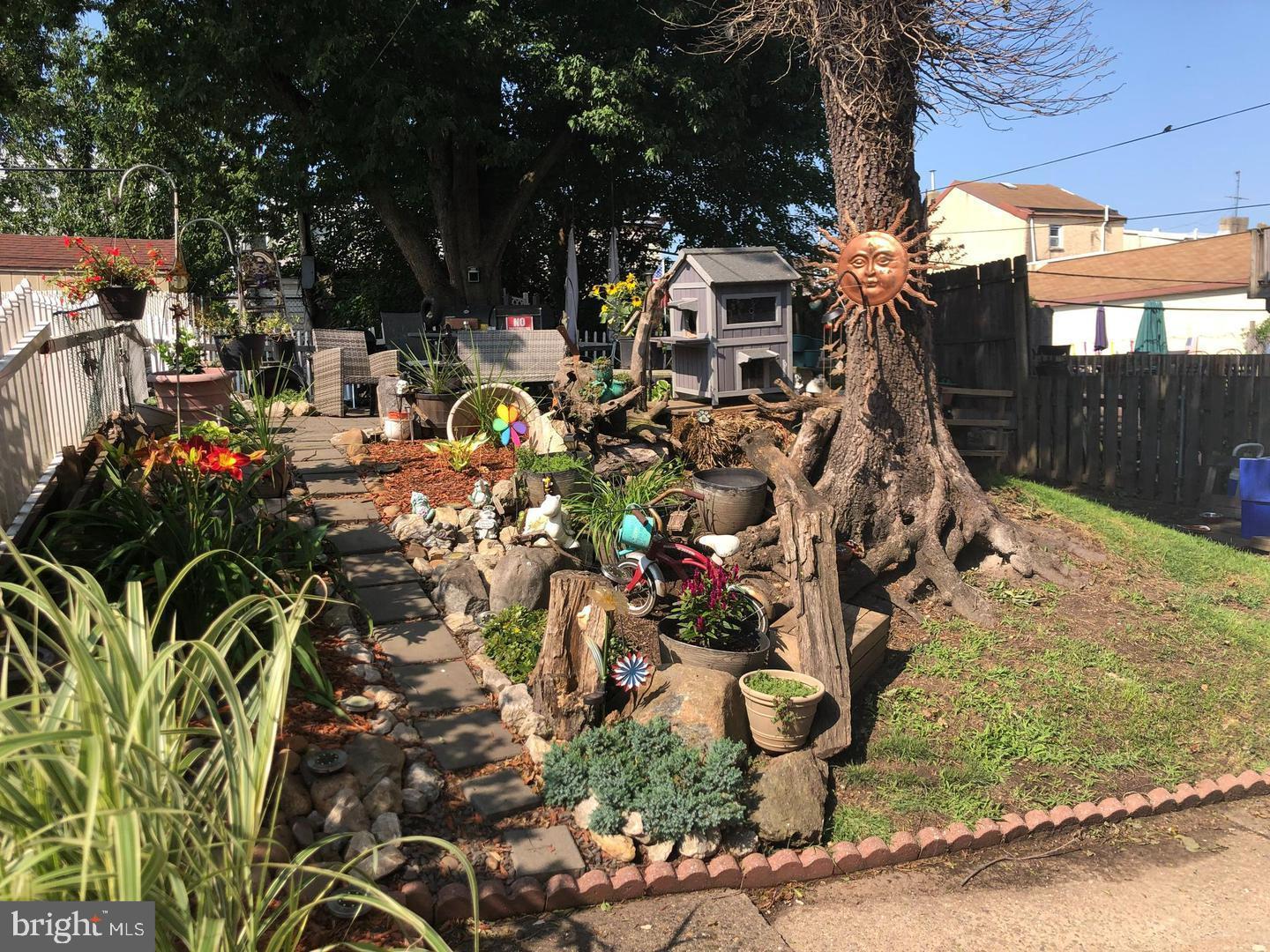 2666 Bridge Street Philadelphia, PA 19137 - Photo 23 of 25 a view of outdoor space