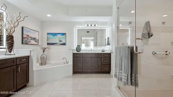 $899,900 | 1435 South Harbor City Boulevard, Unit 401, Melbourne, FL 32901