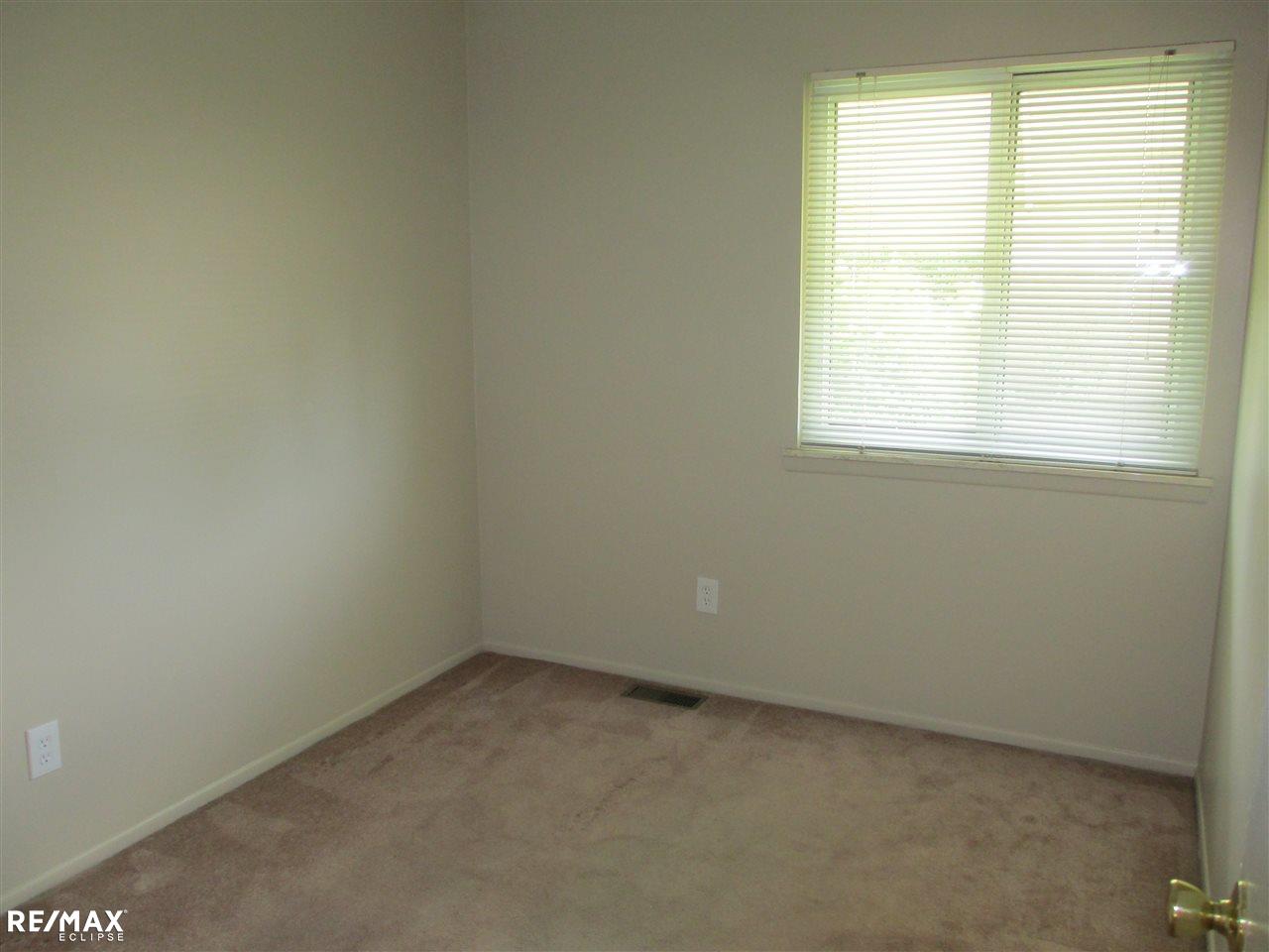 8401 18 18 Mile Road, Unit 252 Sterling Heights, MI 48313 - Photo 9 of 19
