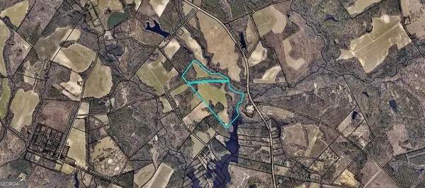 a picture of water with a building