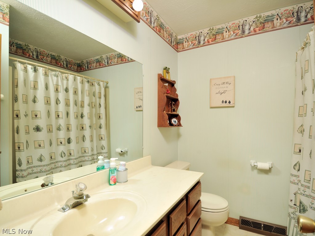 20495 Drake Road Strongsville, OH 44149 - Photo 15 of 35 Gallery Image 15