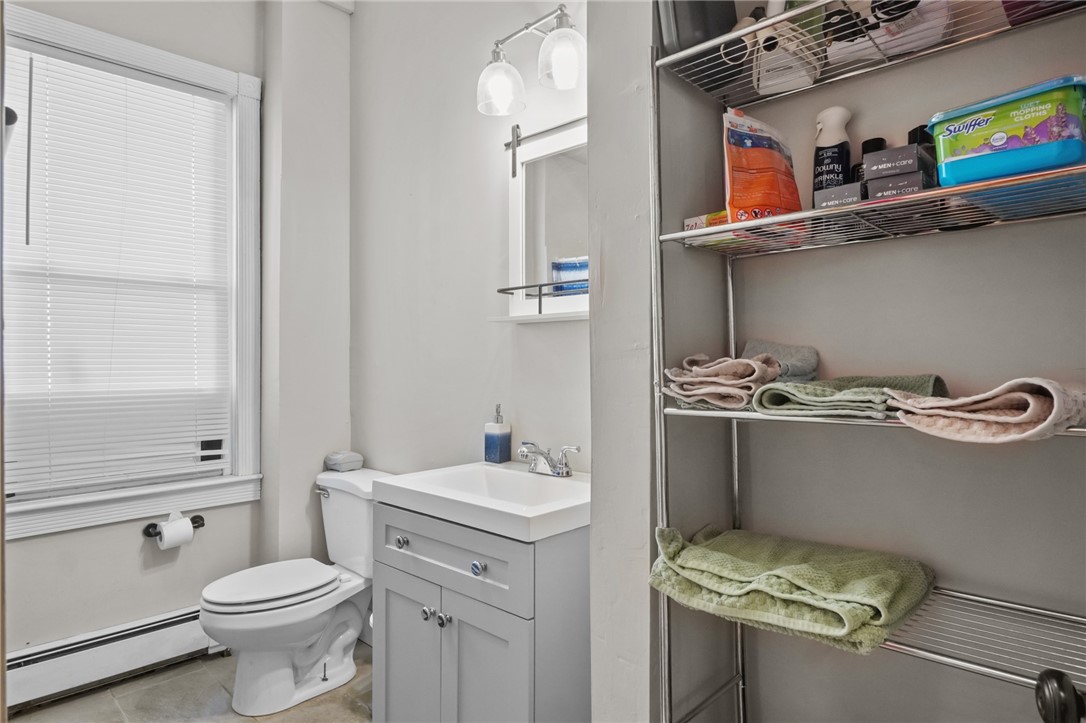 98 Andem Street Providence, RI 02908 - Photo 12 of 49