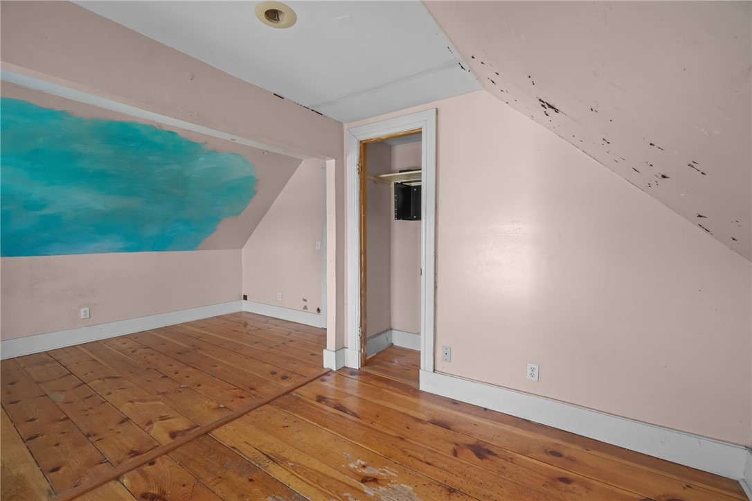 98 Andem Street Providence, RI 02908 - Photo 34 of 49