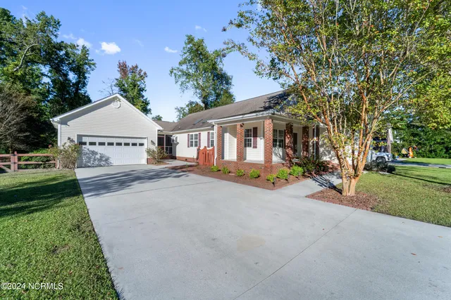 $350,000 | 223 Riverbend Road, Jacksonville, NC 28540