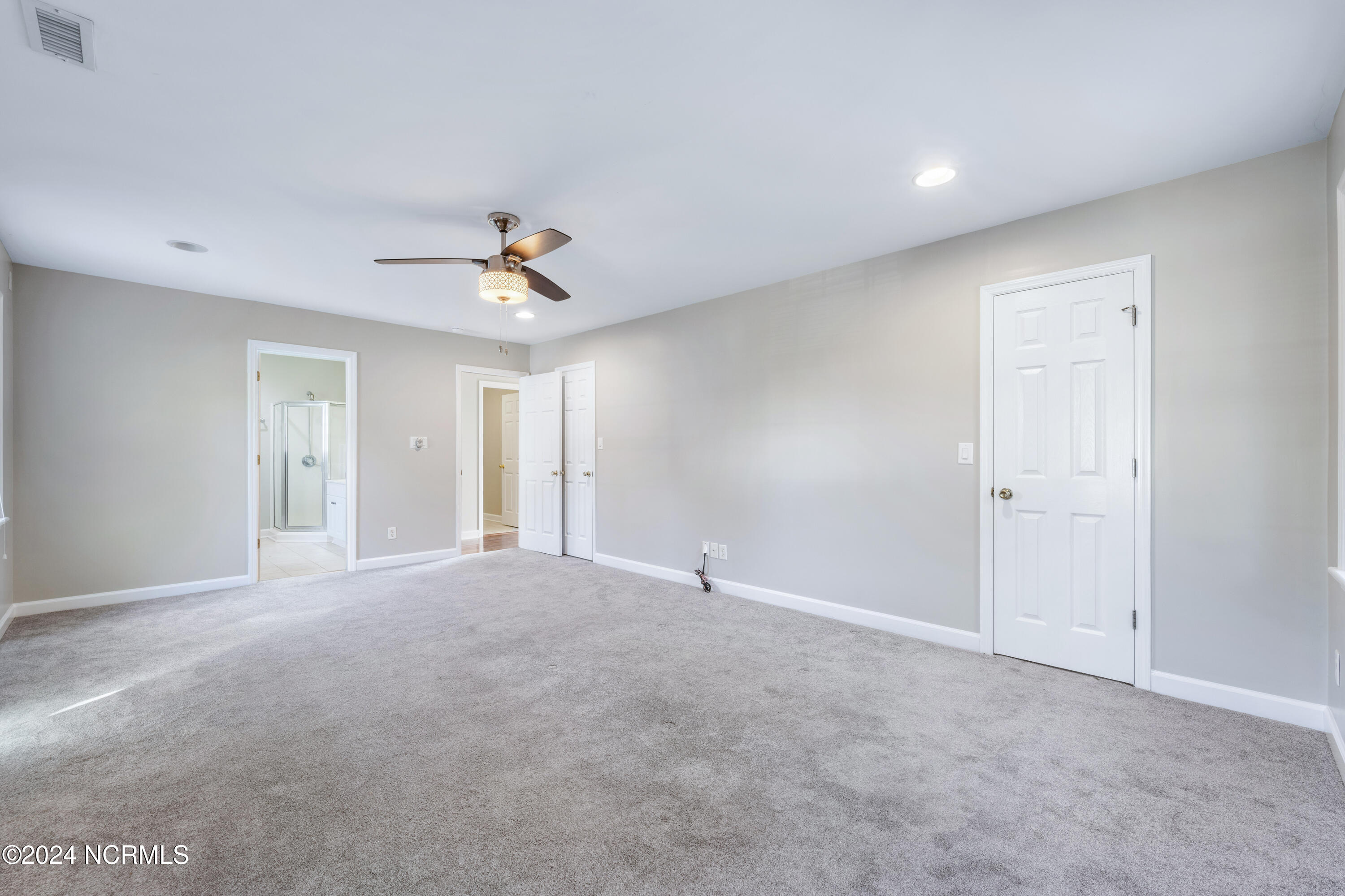 223 Riverbend Road Jacksonville, NC 28540 - Photo 12 of 25 Primary Bedroom