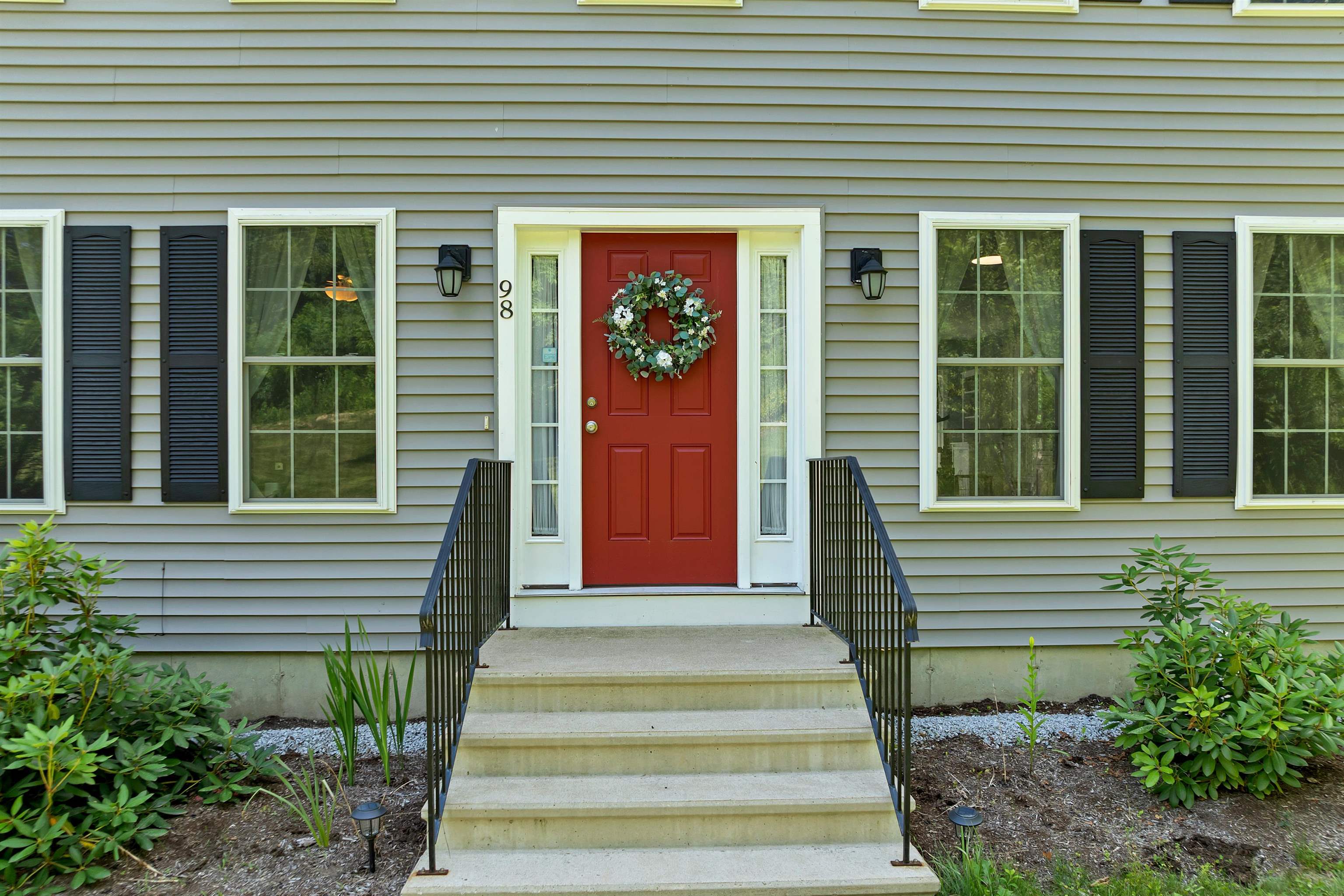 98 Eaton Road Pittsfield, NH 03263 - Photo 4 of 51