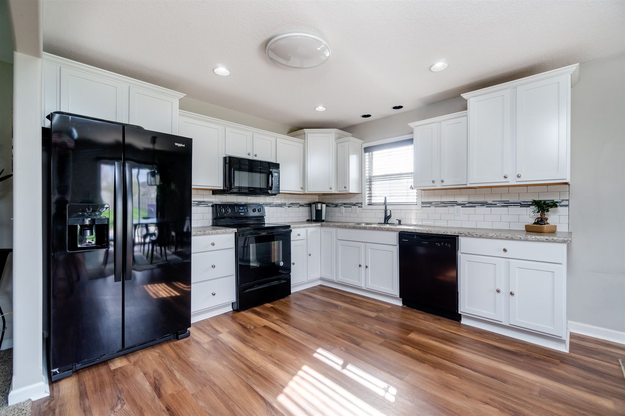 9005 Seiler Road New Haven, IN 46774 - Photo 10 of 30 Gallery Image 10