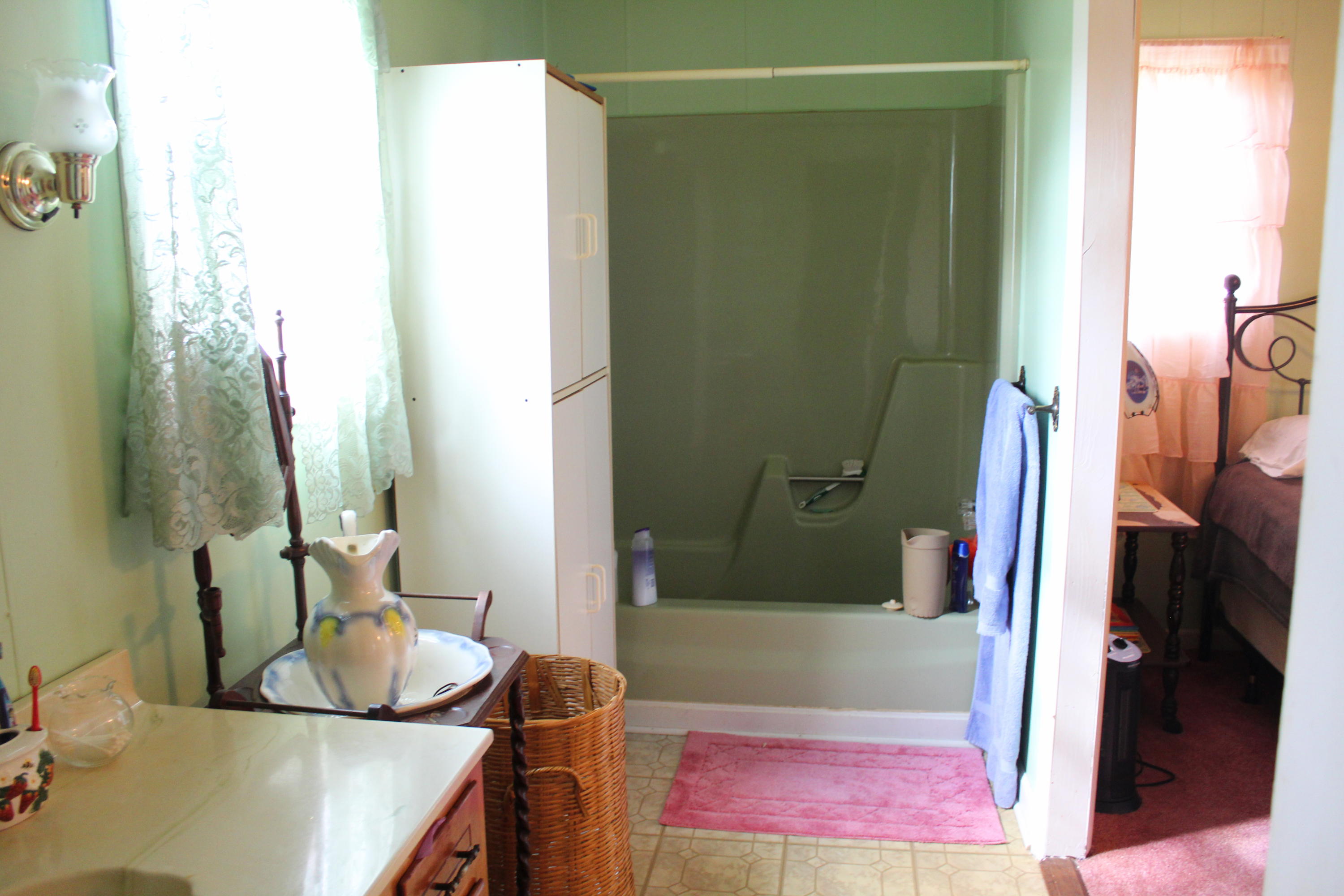 1496 Robin Roost Road Jumping Branch, WV 25969 - Photo 9 of 19 Gallery Image 9