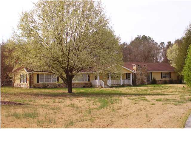 1141 Greens Road Chattanooga, TN 37421 - Photo 1 of 8 Primary Photo