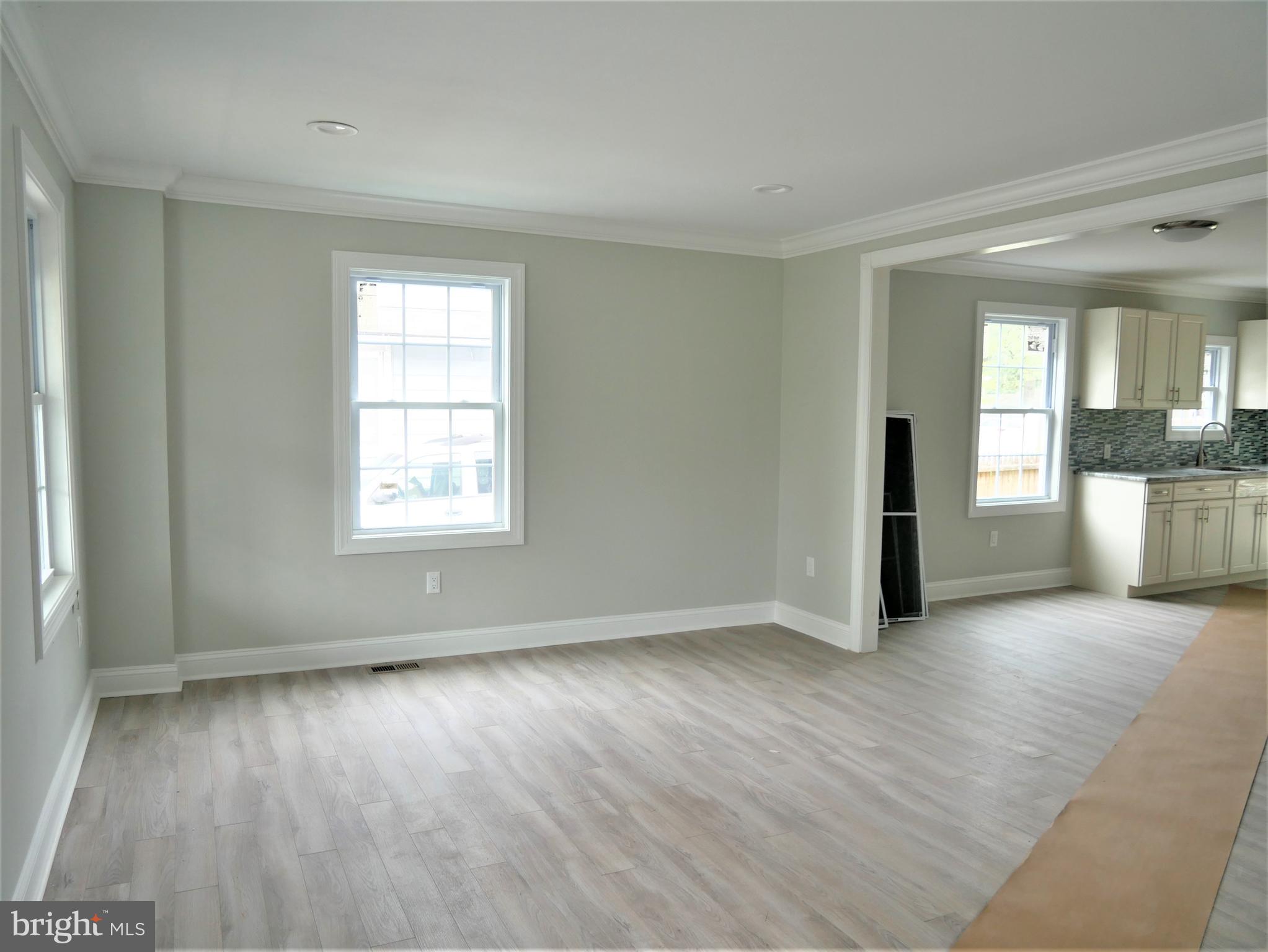 1020 Mt Holly Road Beverly, NJ 08010 - Photo 3 of 20