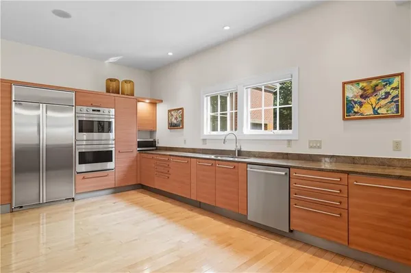 $1,570,000 | 1219 Fairstead Lane, Pittsburgh, PA 15217