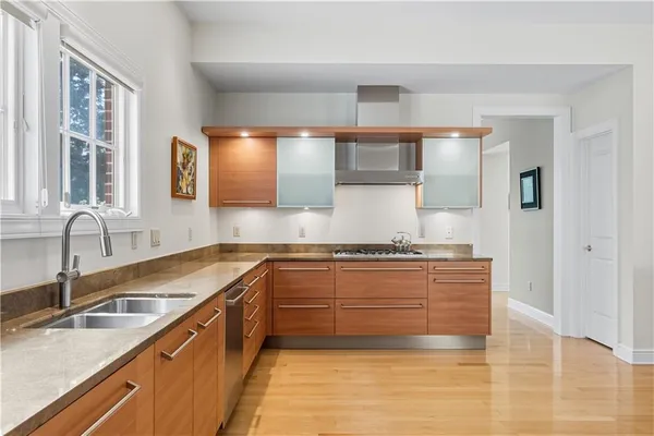 $1,570,000 | 1219 Fairstead Lane, Pittsburgh, PA 15217