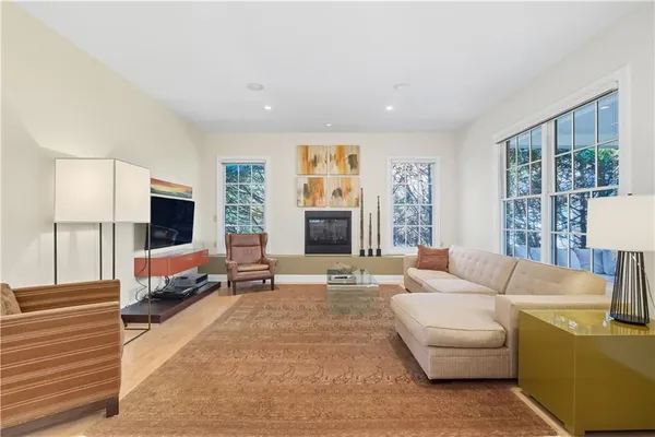 $1,570,000 | 1219 Fairstead Lane, Pittsburgh, PA 15217