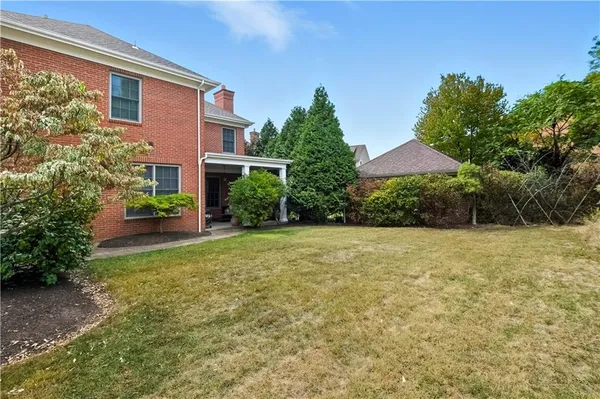 $1,570,000 | 1219 Fairstead Lane, Pittsburgh, PA 15217