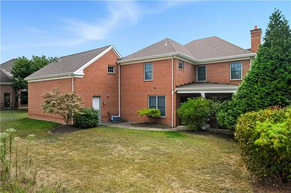 $1,570,000 | 1219 Fairstead Lane, Pittsburgh, PA 15217