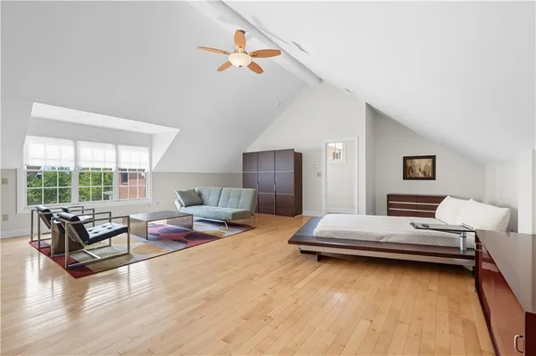 $1,570,000 | 1219 Fairstead Lane, Pittsburgh, PA 15217