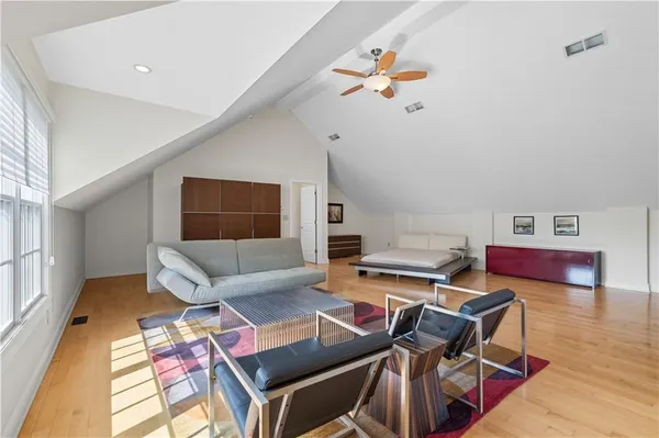 $1,570,000 | 1219 Fairstead Lane, Pittsburgh, PA 15217
