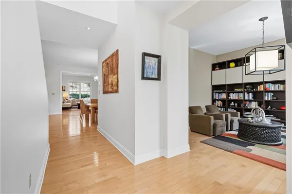 $1,570,000 | 1219 Fairstead Lane, Pittsburgh, PA 15217