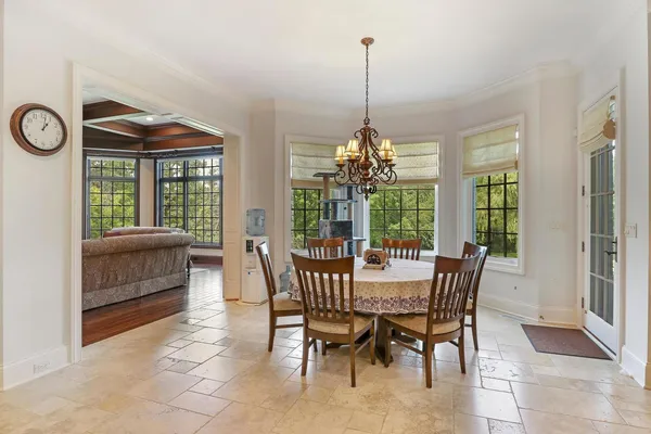$2,100,000 | 34 Abbey Woods Drive, Barrington Hills, IL 60010