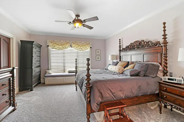 $2,100,000 | 34 Abbey Woods Drive, Barrington Hills, IL 60010