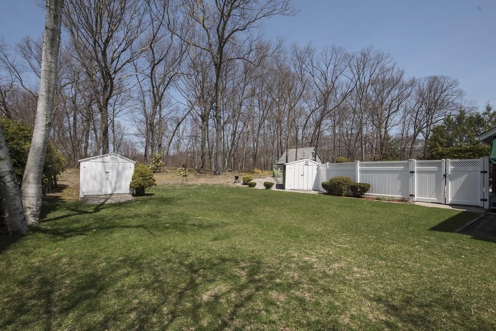 143 Carriage Road Chicopee, MA 01013 - Photo 6 of 35 Gallery Image 6