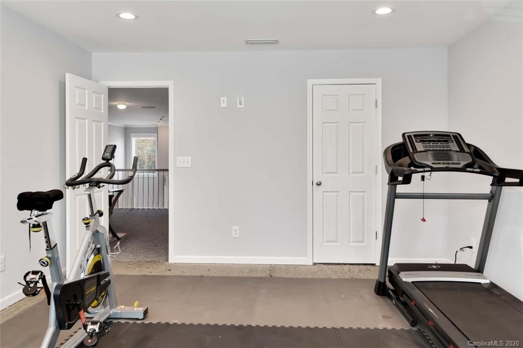 9601 Fernspray Road Charlotte, NC 28213 - Photo 28 of 34