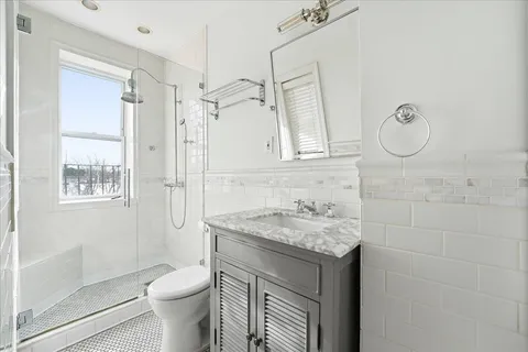 $499,000 | 1013 Park Avenue, Unit 5L, Hoboken, NJ 07030