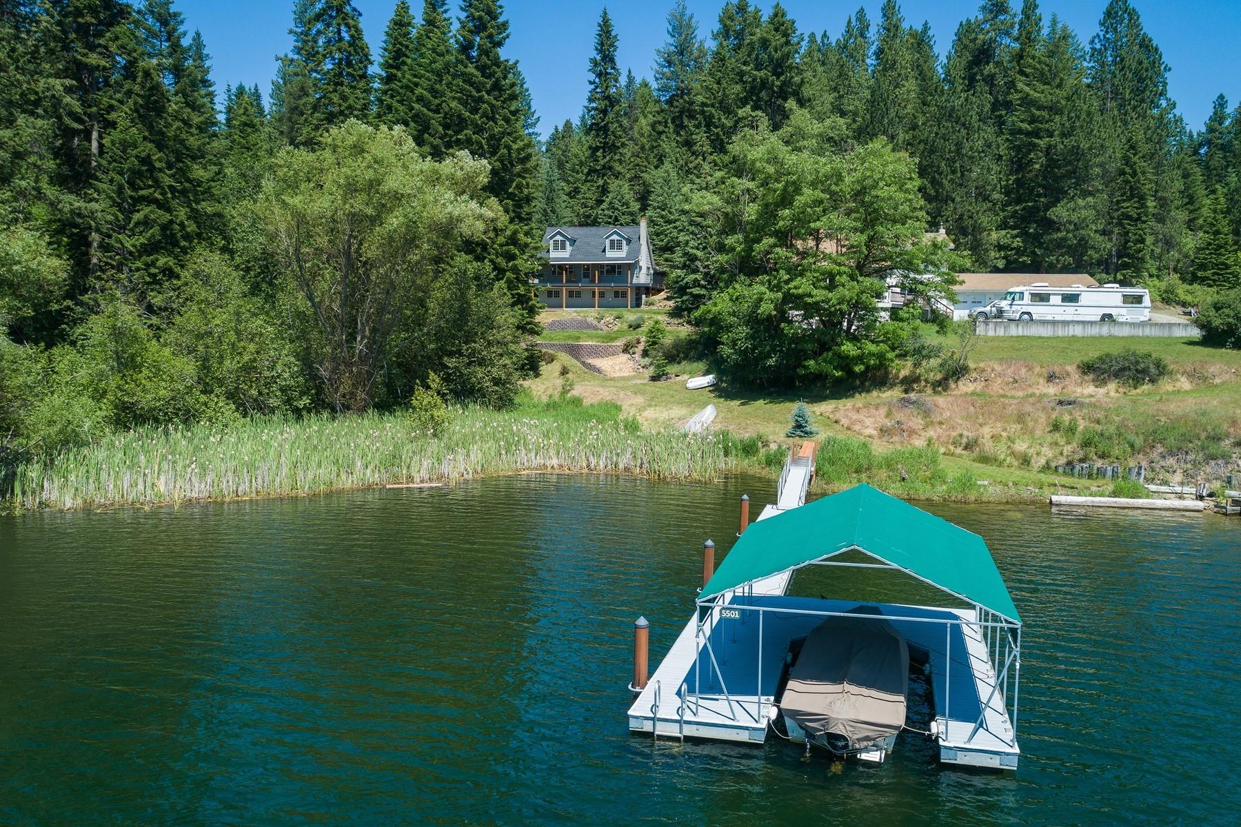 Beautiful Hayden Lake Cabin