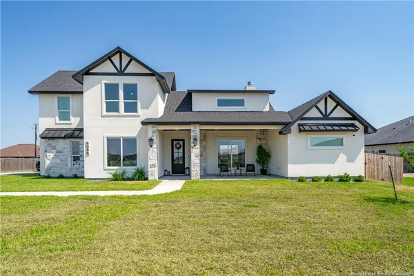 $715,000 | 2026 Great Falls Drive, Corpus Christi, TX 78415