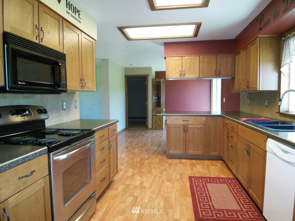 133 Ridings Road Oakville, WA 98568 - Photo 12 of 24 Gallery Image 12