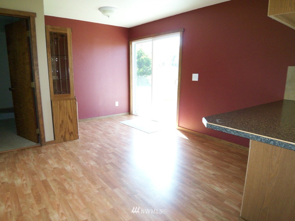 133 Ridings Road Oakville, WA 98568 - Photo 5 of 24 Gallery Image 5