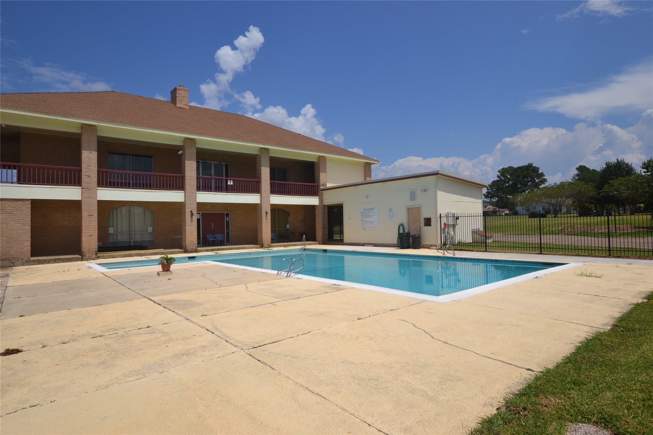 445 Carolcrest Lane, Unit 112 Livingston, TX 77351 - Photo 8 of 33