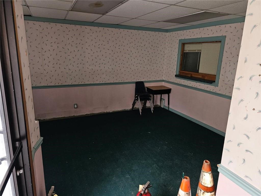 300 Longfellow Street Vandergrift, PA 15690 - Photo 27 of 34