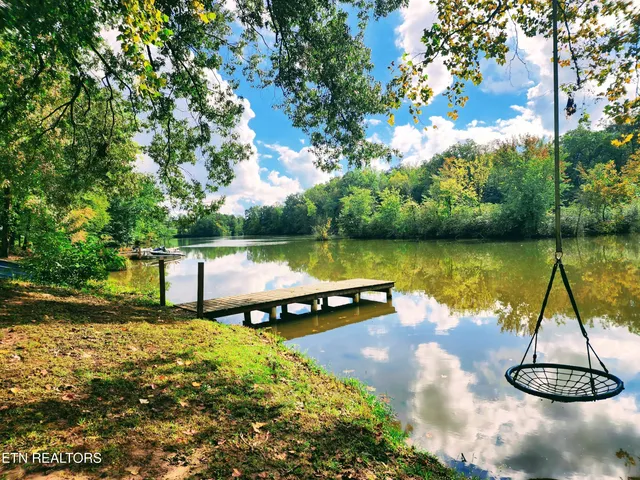 $199,900 | 104 Azalea Circle, Harriman, TN 37748