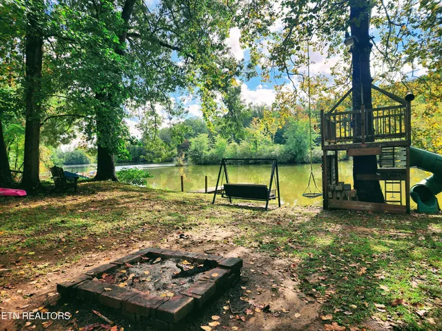 $199,900 | 104 Azalea Circle, Harriman, TN 37748