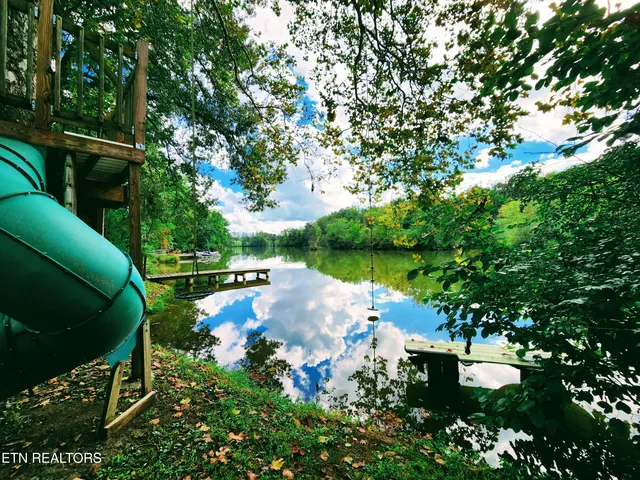 $199,900 | 104 Azalea Circle, Harriman, TN 37748