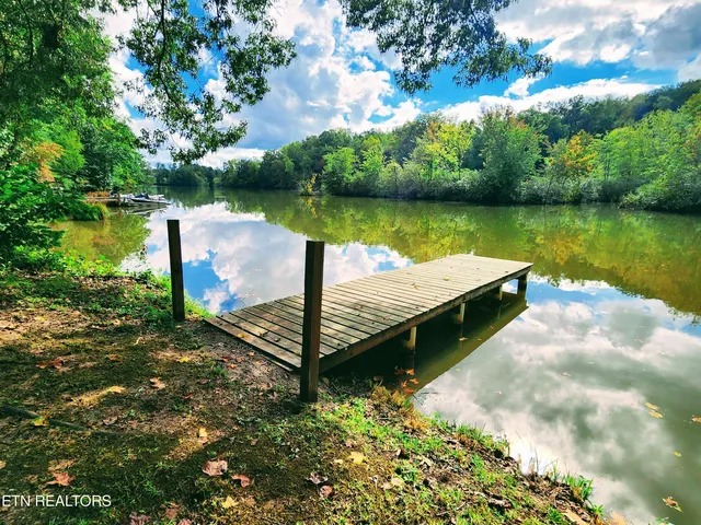 $199,900 | 104 Azalea Circle, Harriman, TN 37748