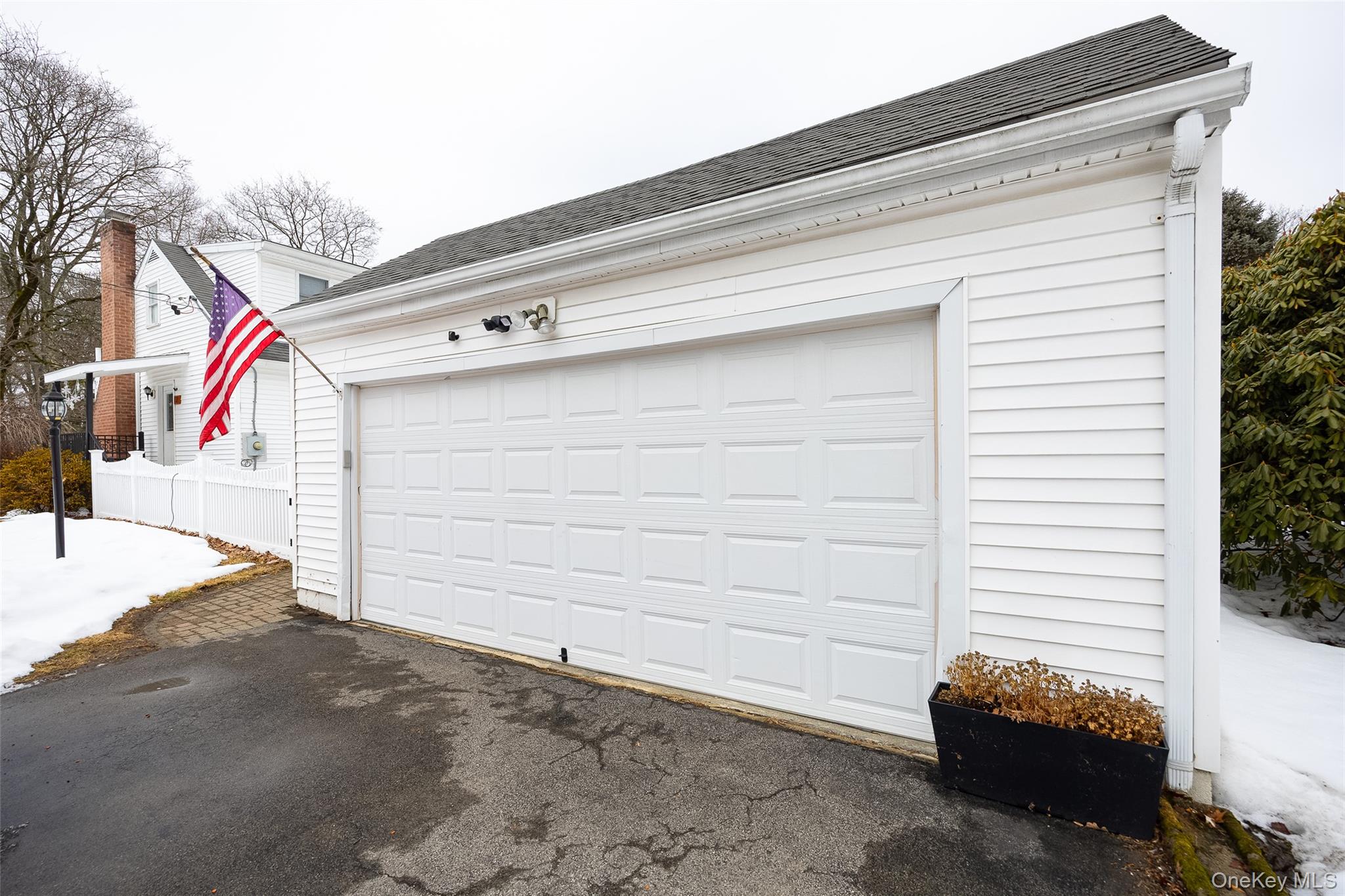 12 Valley View Road Hyde Park, NY 12538 - Photo 31 of 31 a view of a garage
