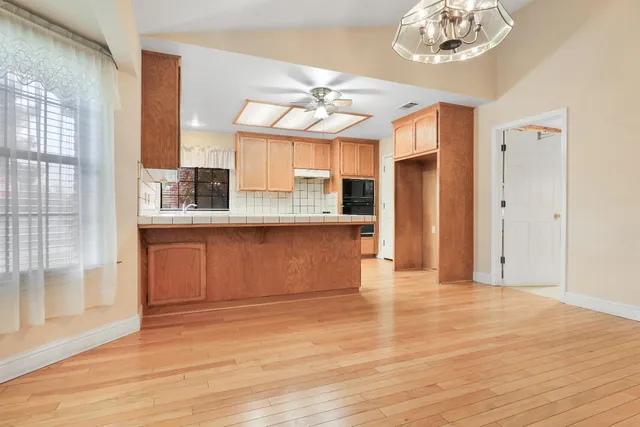 $585,000 | 401 North Lower Sacramento Road, Lodi, CA 95242